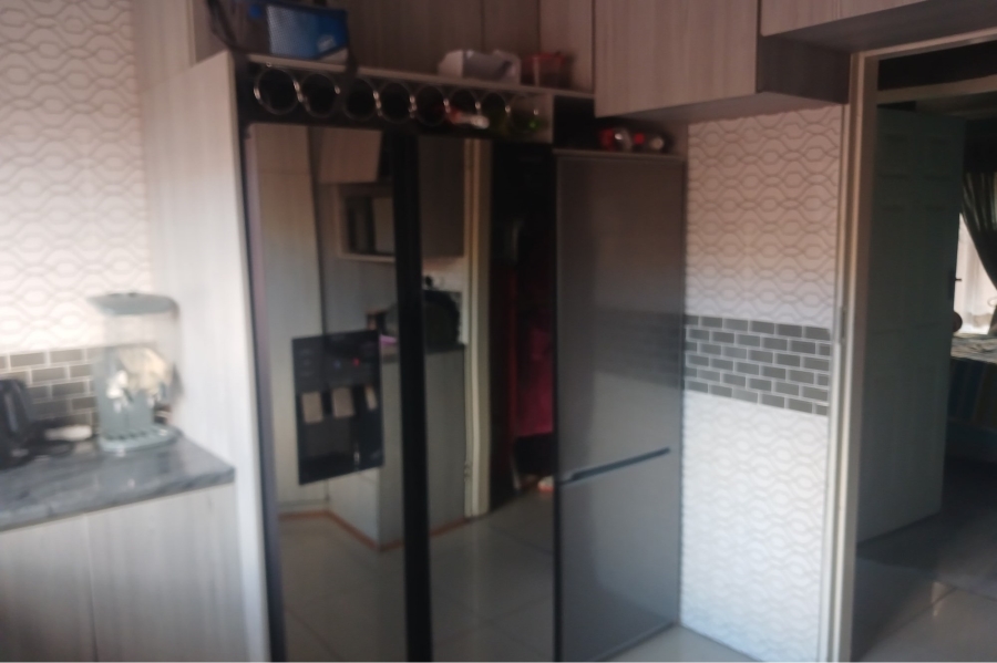 2 Bedroom Property for Sale in Roodepan Northern Cape